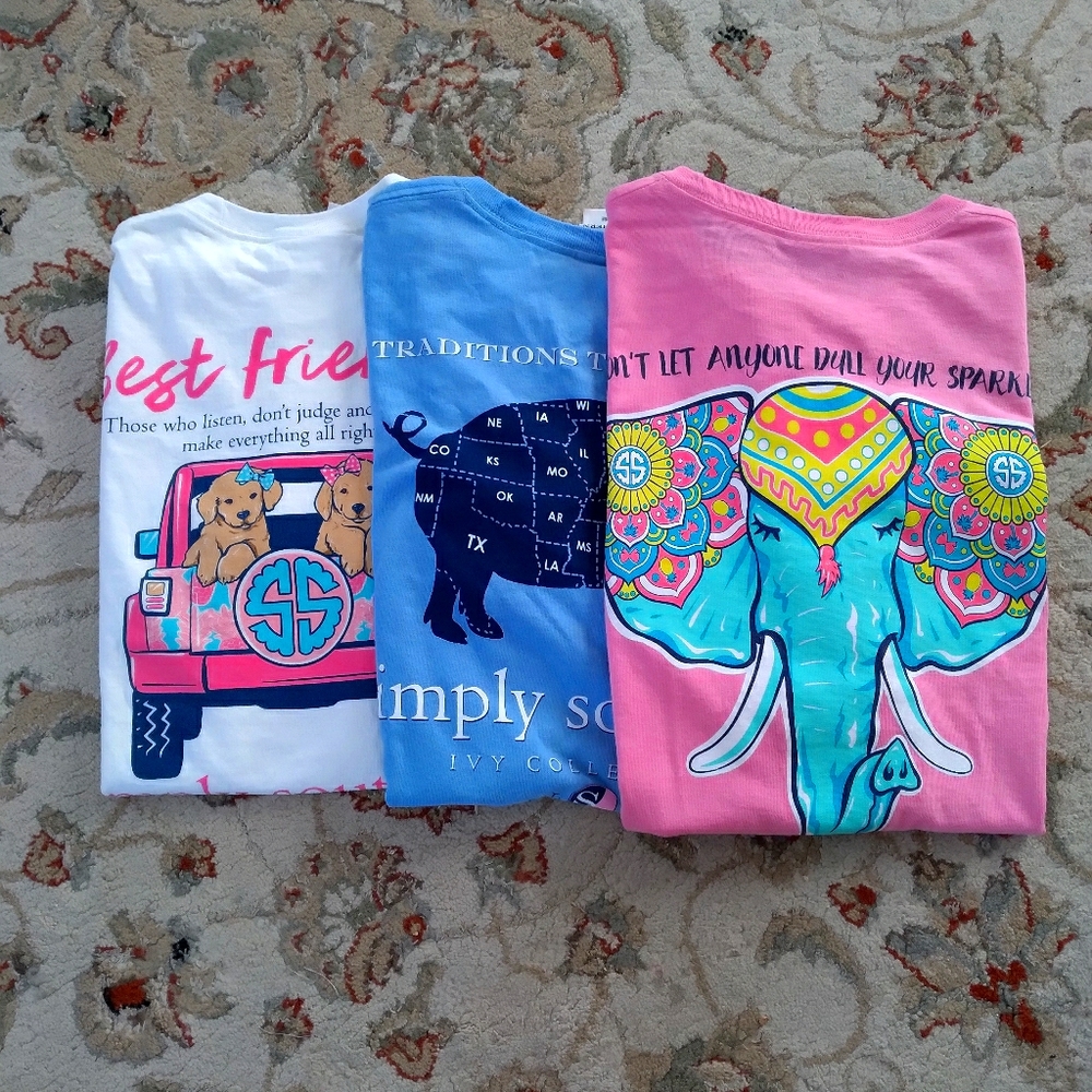 Woman's three piece Simply Southern lot size large